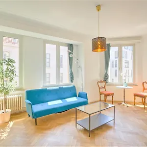 https://cauliflower-lodge-apartment-in-heart-of-antwerp.hotelsantwerp.net